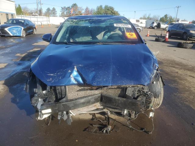 Фото 5 - HYUNDAI ELANTRA