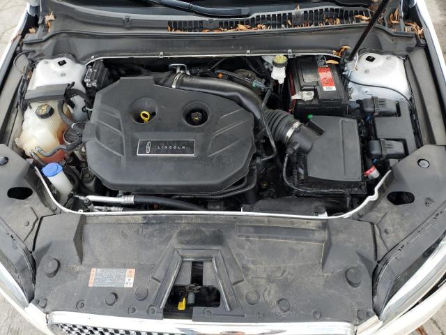 Фото 11 - LINCOLN MKZ