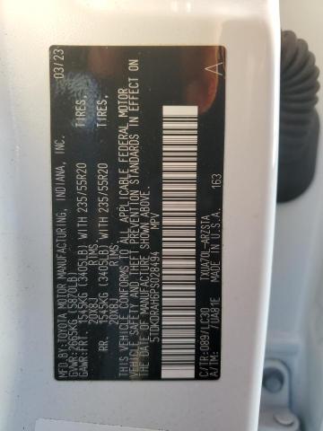 Фото 13 - TOYOTA HIGHLANDER