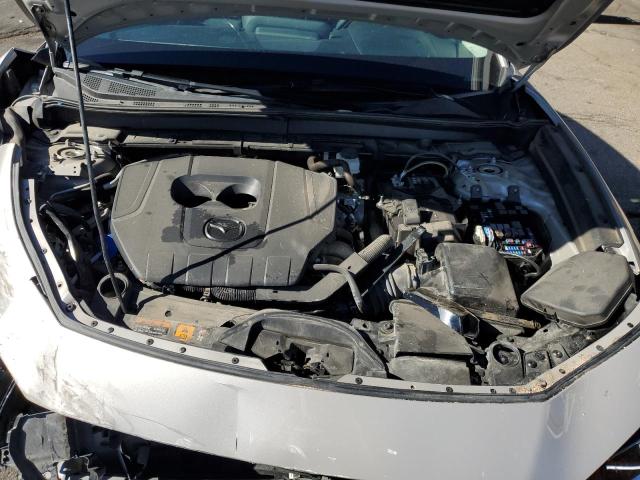 Фото 12 - MAZDA CX30