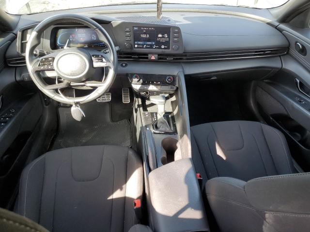 Фото 8 - HYUNDAI ELANTRA