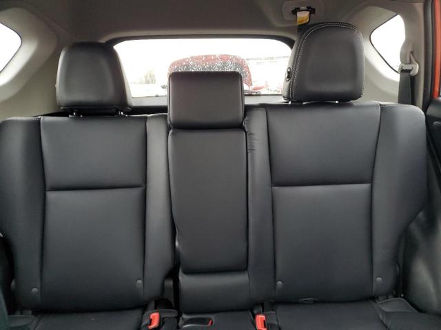 Фото 10 - TOYOTA RAV4