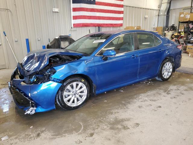 Фото 1 - TOYOTA CAMRY