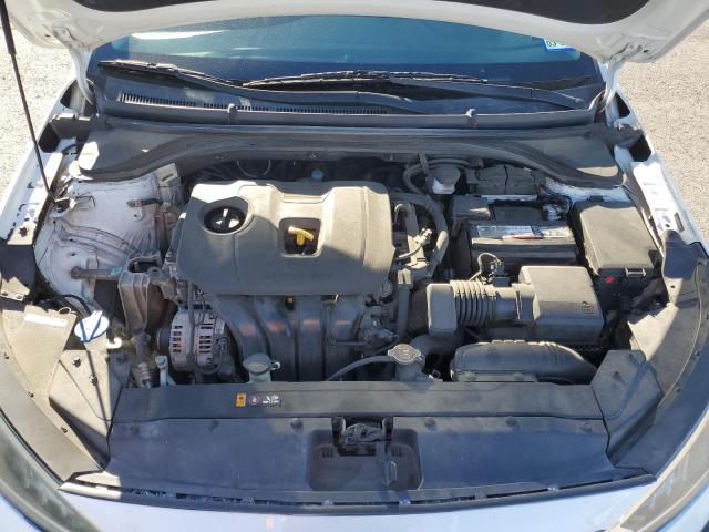 Фото 11 - HYUNDAI ELANTRA