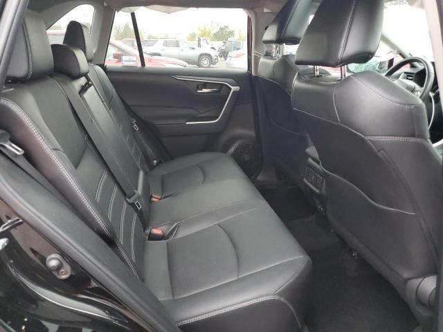 Фото 10 - TOYOTA RAV4