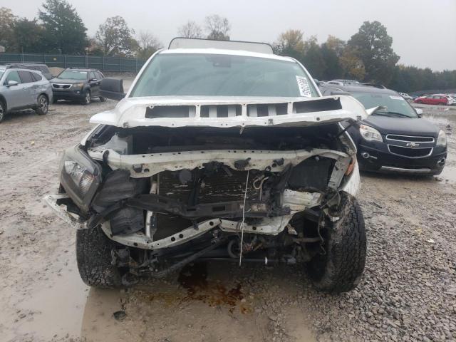 Фото 5 - TOYOTA TUNDRA