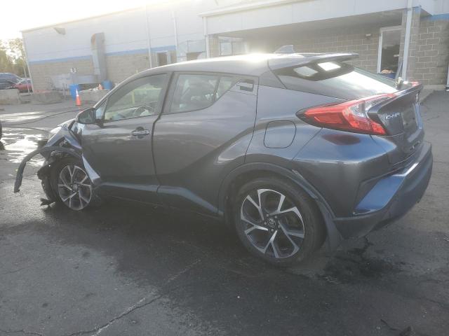 Фото 2 - TOYOTA C-HR