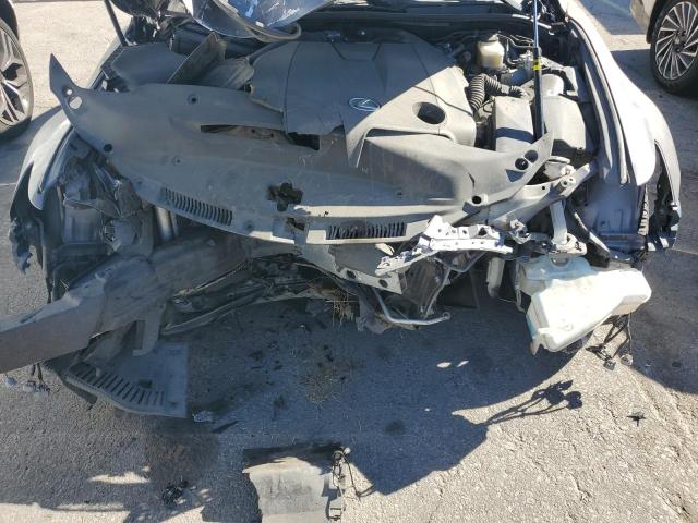 Фото 11 - LEXUS IS