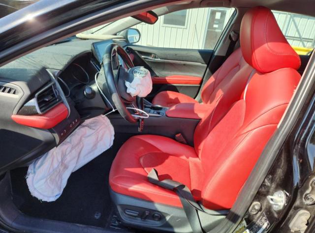 Фото 7 - TOYOTA CAMRY