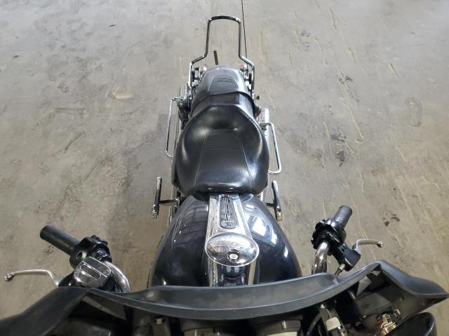 HARLEY-DAVIDSON FL 2010