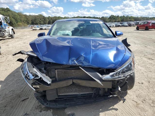 Фото 5 - HYUNDAI ELANTRA