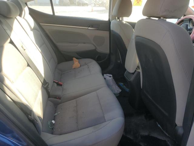 Фото 10 - HYUNDAI ELANTRA