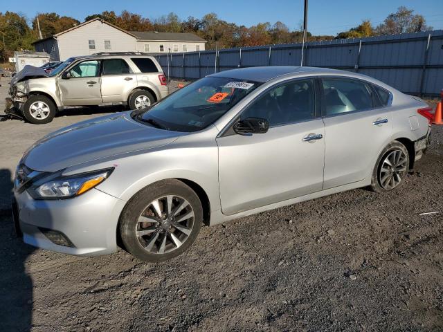 Фото 1 - NISSAN ALTIMA