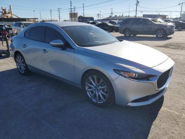 Фото 4 - MAZDA 3