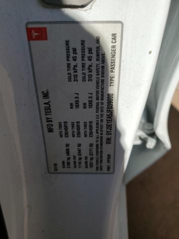Фото 12 - TESLA MODEL 3