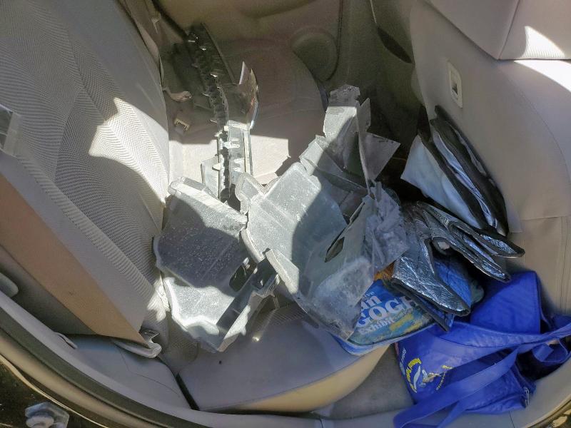 Фото 12 - NISSAN ROGUE