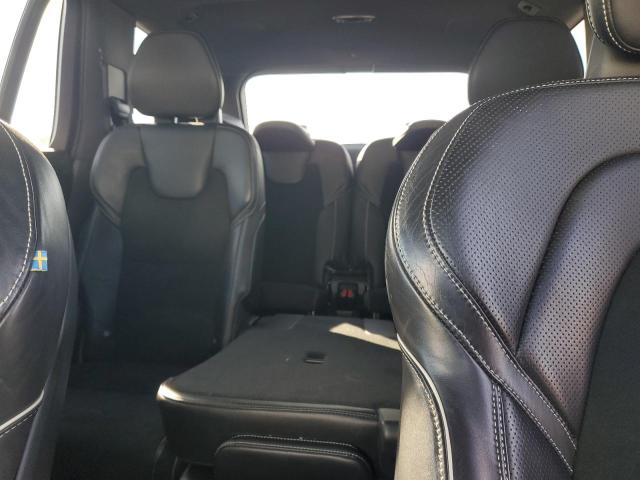 Фото 10 - VOLVO XC90