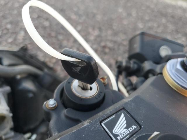 HONDA CBR CYCLE 2005