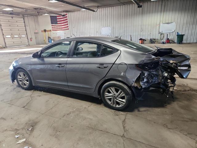 Фото 2 - HYUNDAI ELANTRA