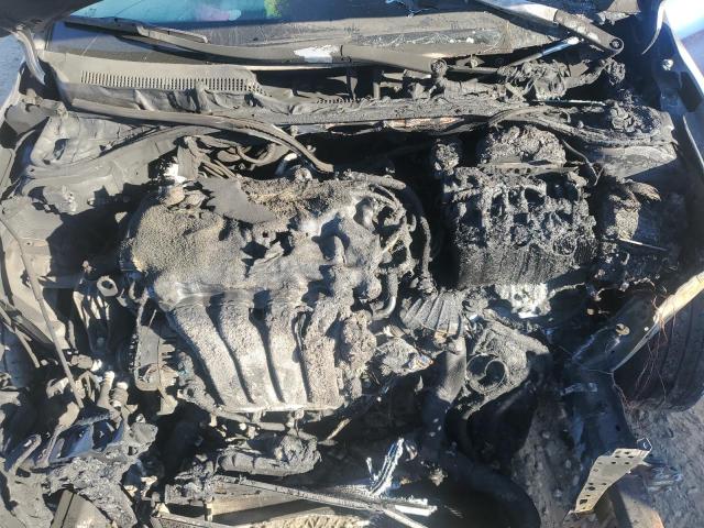 Фото 11 - HYUNDAI ELANTRA