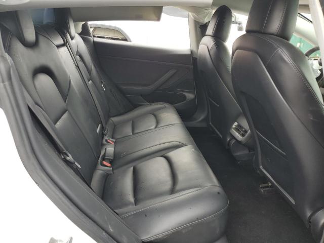 Фото 10 - TESLA MODEL 3