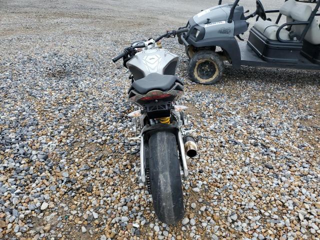 APRILIA MOTORCYCLE 2016