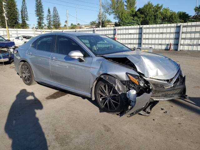 Фото 4 - TOYOTA CAMRY