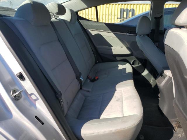 Фото 10 - HYUNDAI ELANTRA