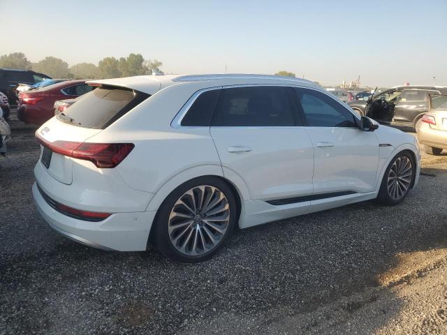 AUDI E-TRON 2019 VIN WA1VAAGE8KB022789