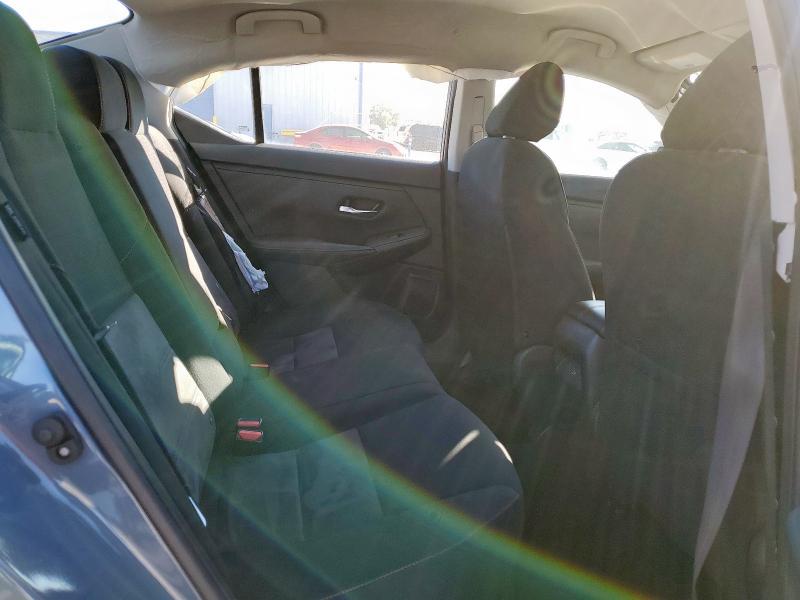 Фото 10 - NISSAN SENTRA