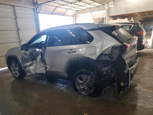 Фото 2 - TOYOTA RAV4