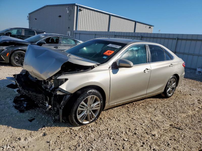 Фото 1 - TOYOTA CAMRY