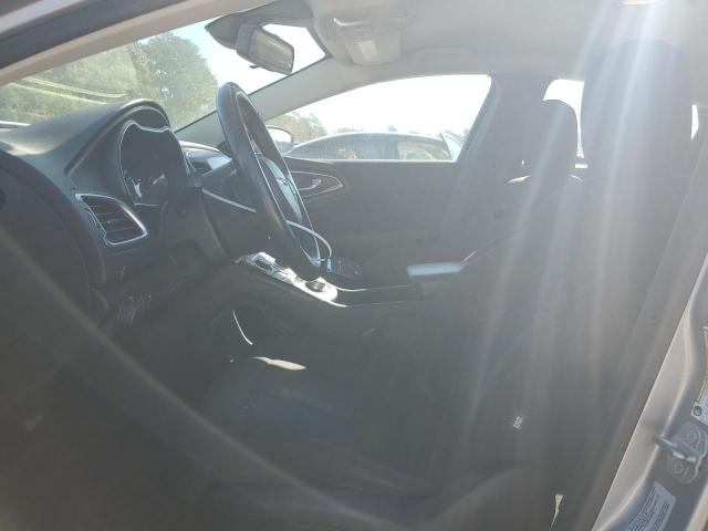 Фото 7 - CHRYSLER 200