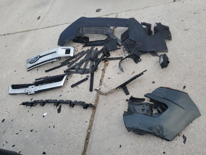 Фото 12 - CHEVROLET COLORADO