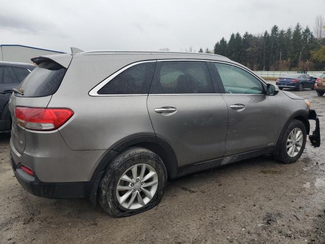 Фото 3 - KIA SORENTO