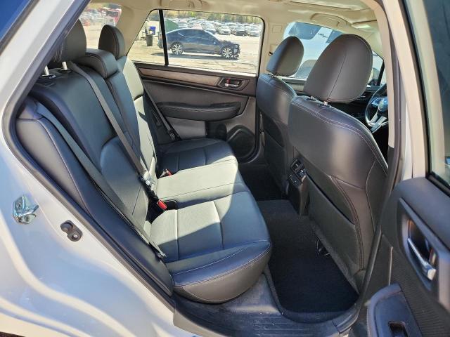 Фото 11 - SUBARU OUTBACK