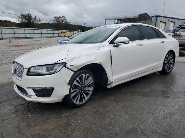 Фото 1 - LINCOLN MKZ