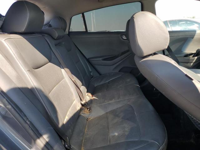 Фото 10 - HYUNDAI IONIQ