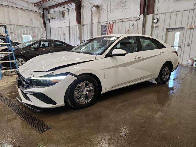 Фото 1 - HYUNDAI ELANTRA