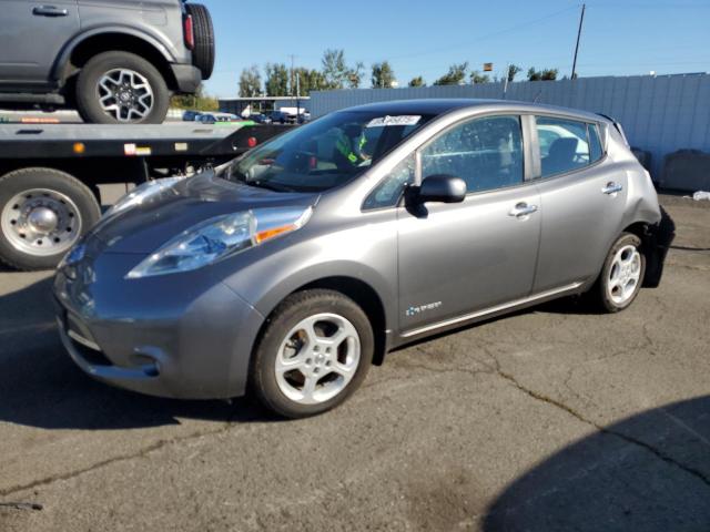 Фото 1 - NISSAN LEAF