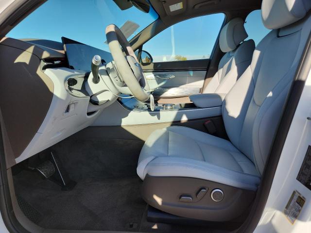 Фото 7 - GENESIS GV70