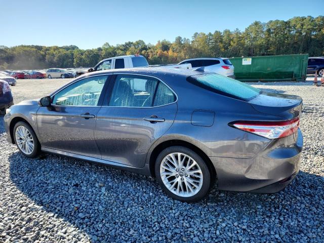 Фото 2 - TOYOTA CAMRY