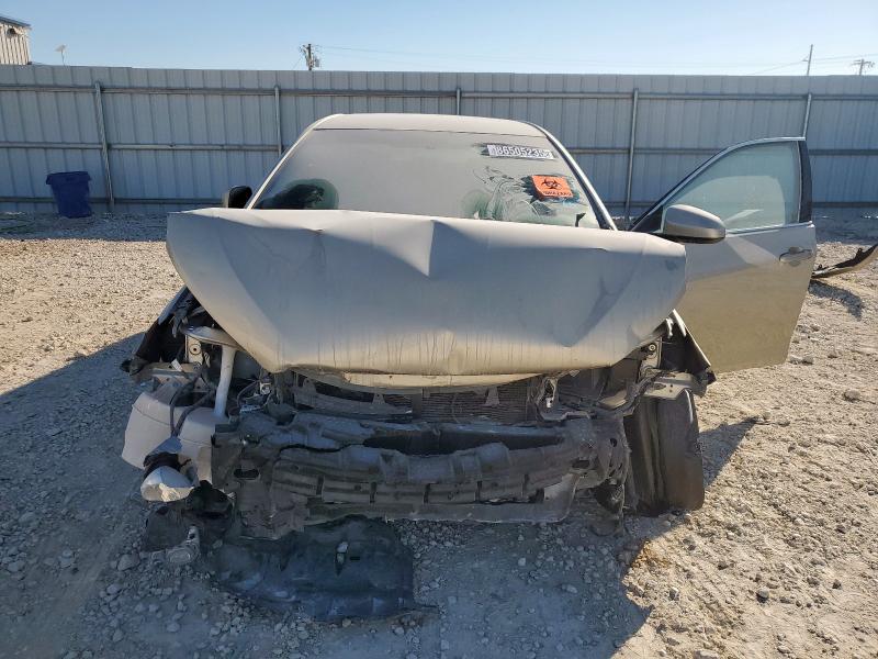 Фото 11 - TOYOTA CAMRY