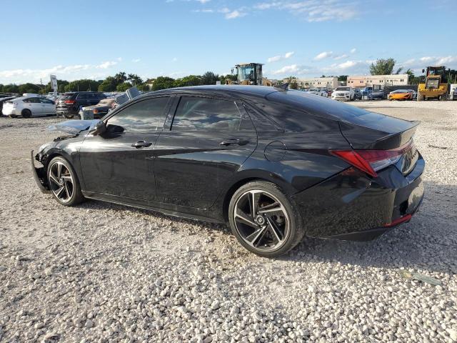 Фото 2 - HYUNDAI ELANTRA