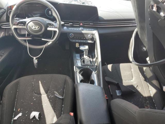 Фото 8 - HYUNDAI ELANTRA