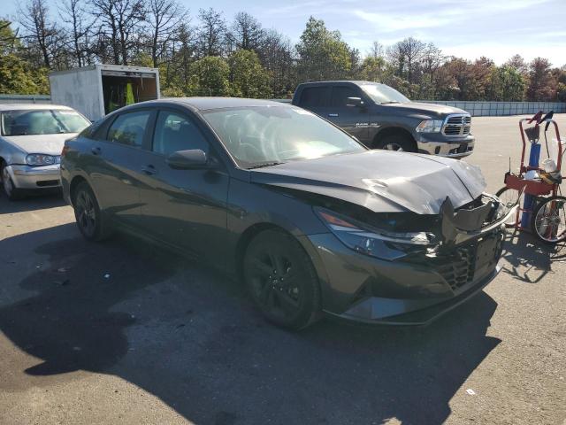 Фото 4 - HYUNDAI ELANTRA