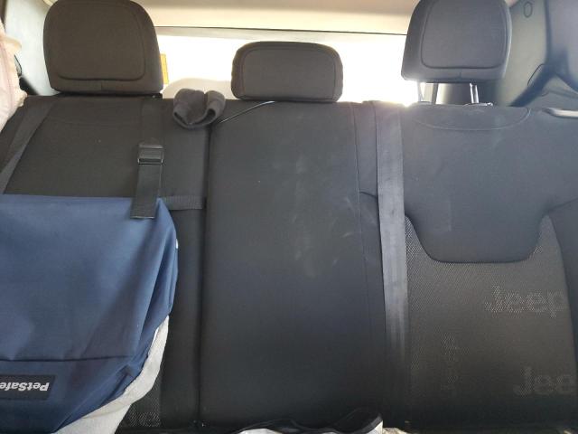 Фото 10 - JEEP RENEGADE