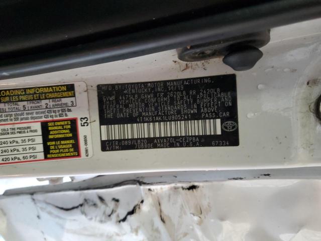 Фото 12 - TOYOTA CAMRY