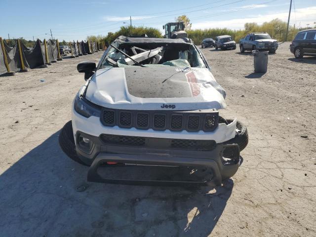 Фото 5 - JEEP COMPASS