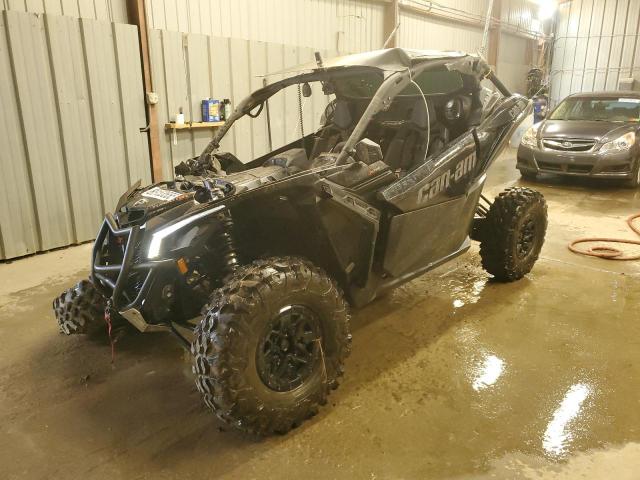 CAN-AM SIDEBYSIDE 2023